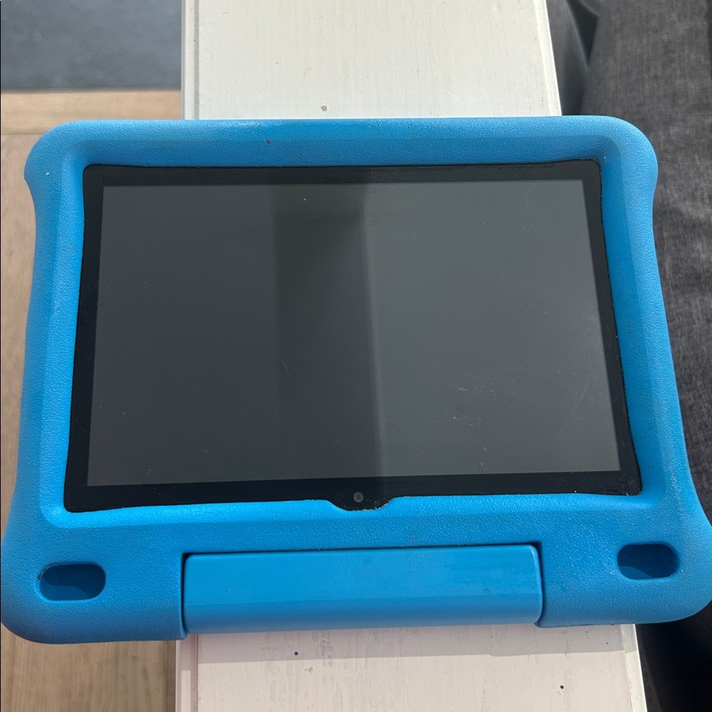 Amazon Fire HD 8 Kids tablet, 8" HD display PINK OR BLUE - Picture 4 of 7